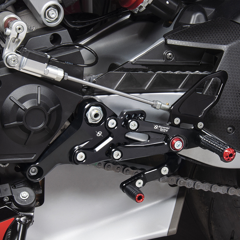 A006-Rearsets-Aprilia-RS660