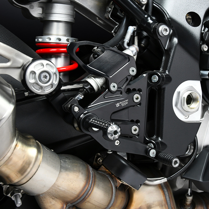 B007-Rearsets-BMW-S1000RR