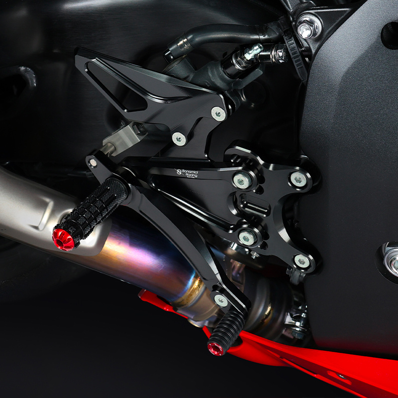 H015-rearsets-honda-cbr-1000-rr-fireblade