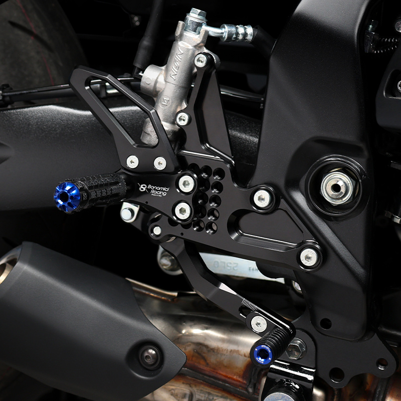 S014-Rearsets-Suzuki-GSX-8S-GSX-8R