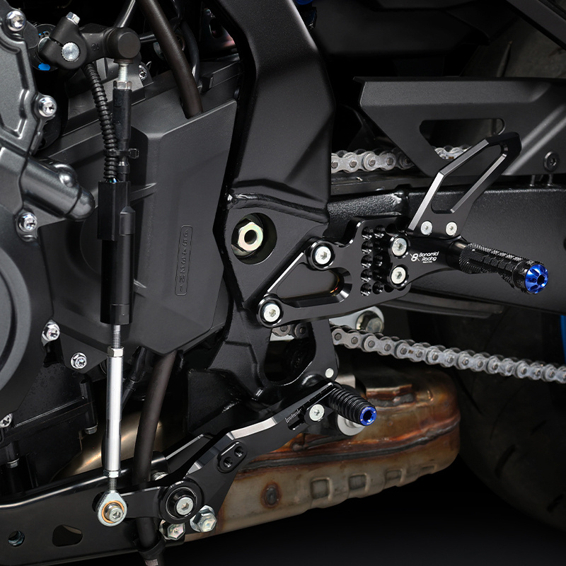 S014-Rearsets-Suzuki-GSX-8S-GSX-8R